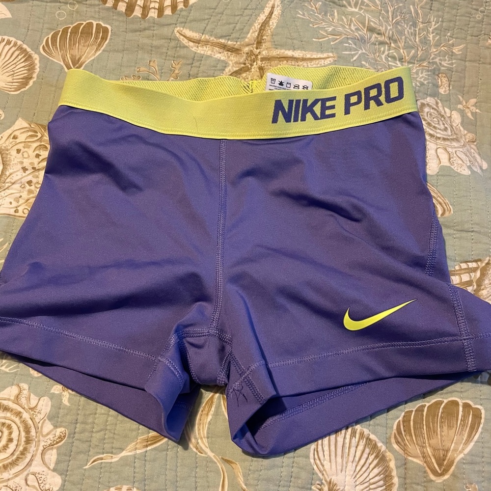 Nike pros